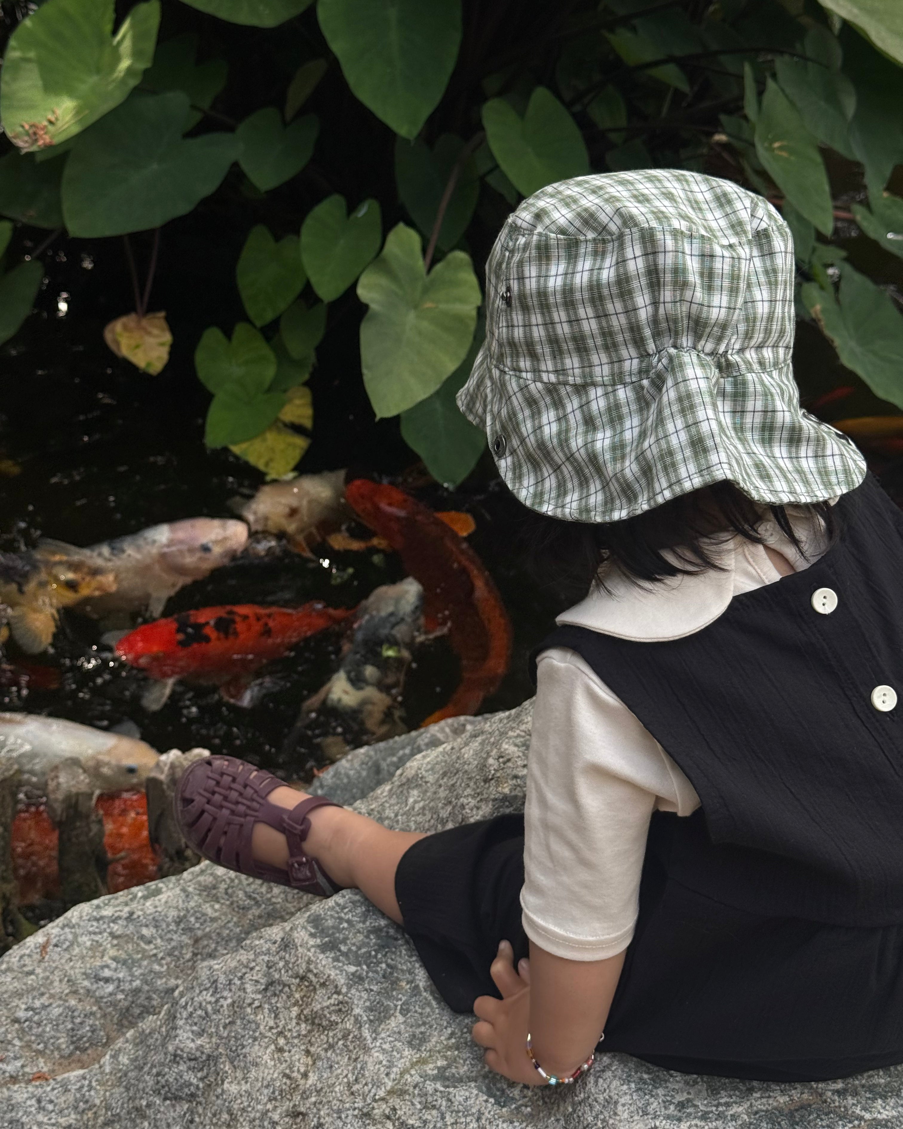 Plaid Bucket Hat in Green
